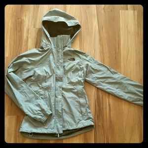 North face rain/ windbreaker